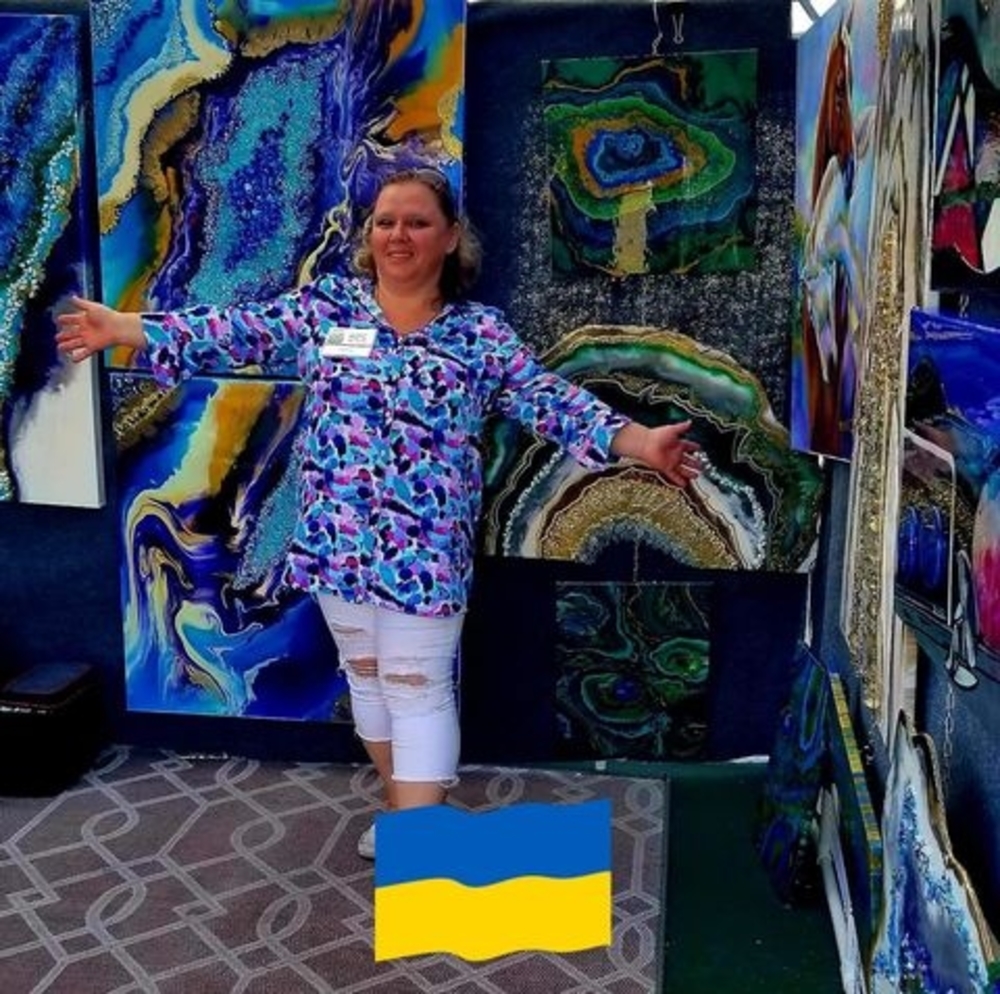 Meet your Posher, Yana